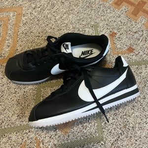 Nike Cortez